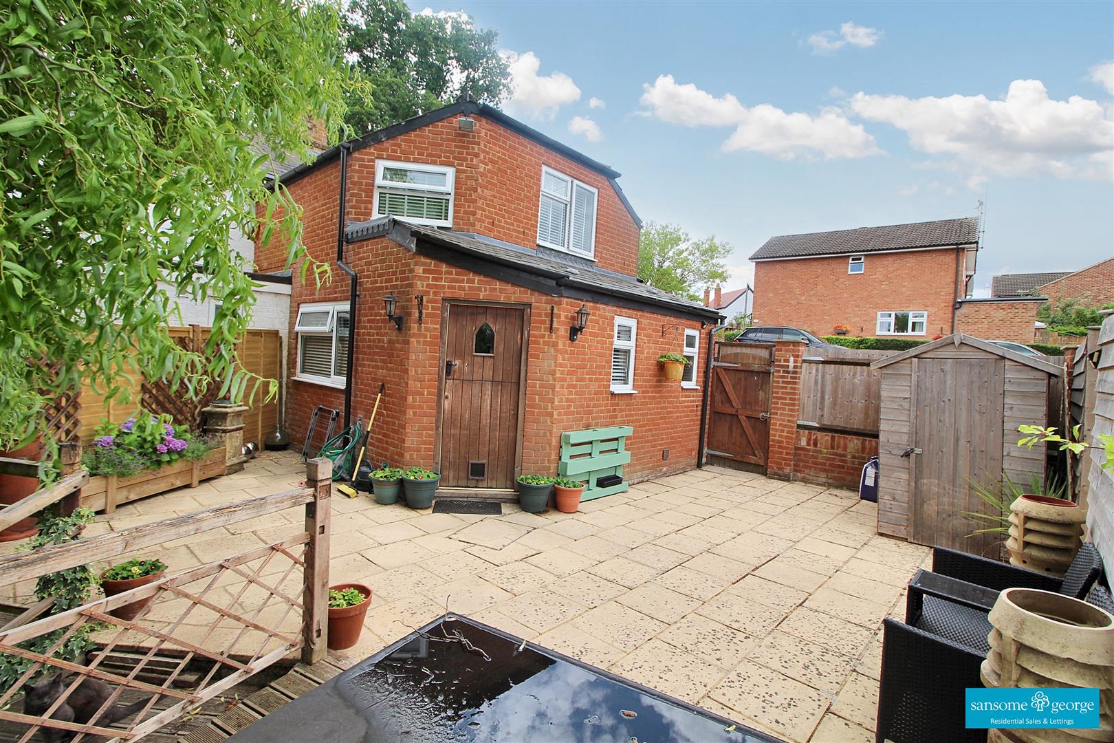 Chapel Hill, Tilehurst, Reading